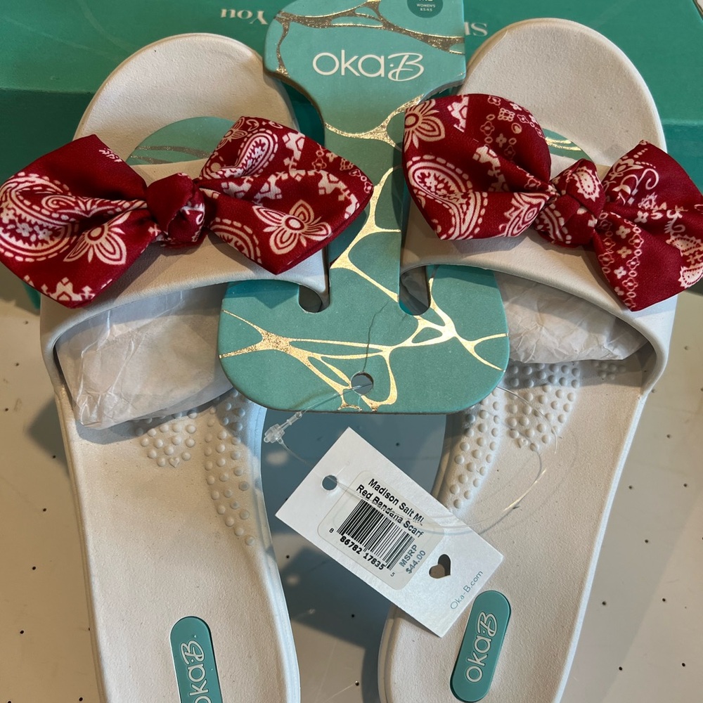 Oka-B Women’s Sandal (NWT)